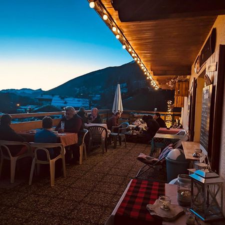 Le Rookie Mountain Hotell Le Grand-Bornand Exteriör bild
